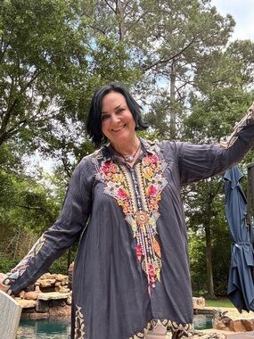 Johnny Was Embroidered V-Neck Boho Tunic Top - Charcoal Gray - XL